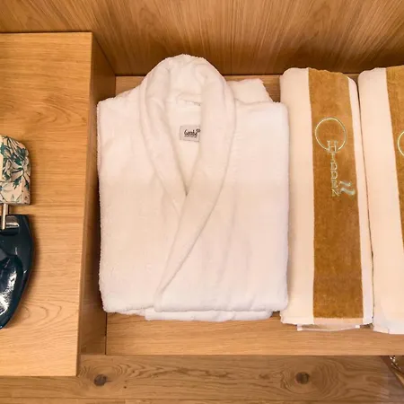 Hidden Dalla Gioconda Gabicce Mare