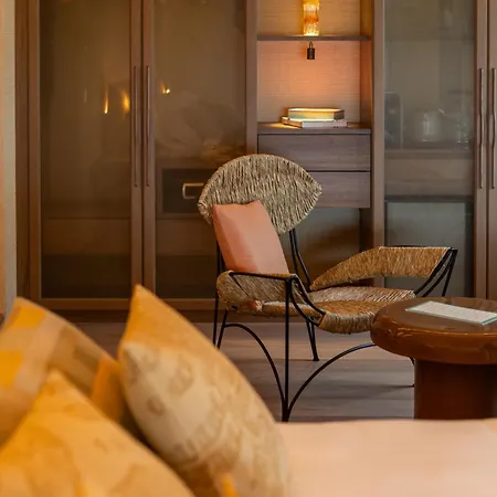 Hidden Dalla Gioconda *