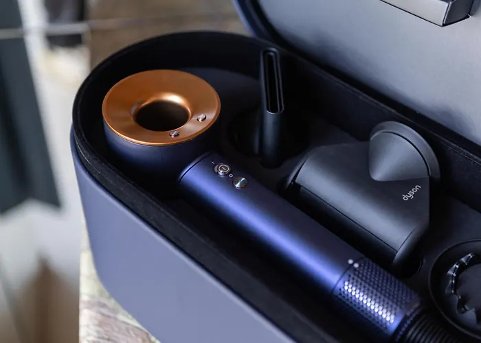 Hidden Dalla Gioconda * Gabicce Mare